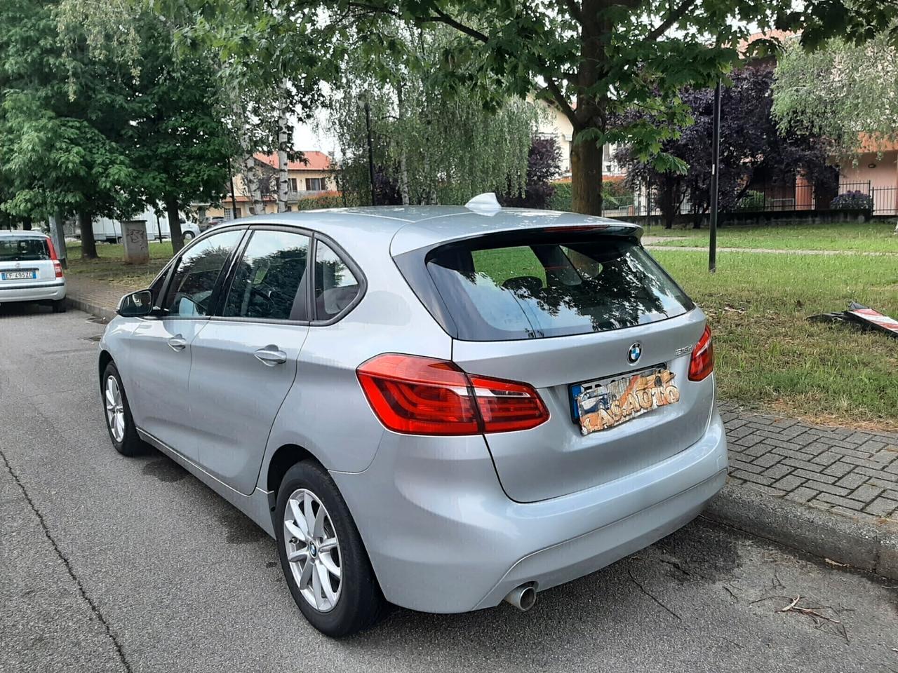 Bmw 216 218d Active Tourer Luxury A SOLI 11.999 EURO