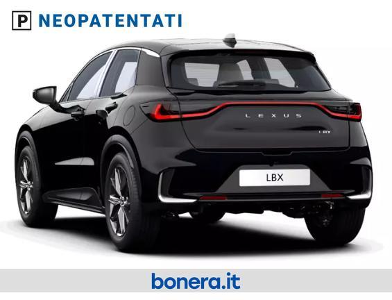 Lexus LBX 1.5 Hybrid Elegant 2WD