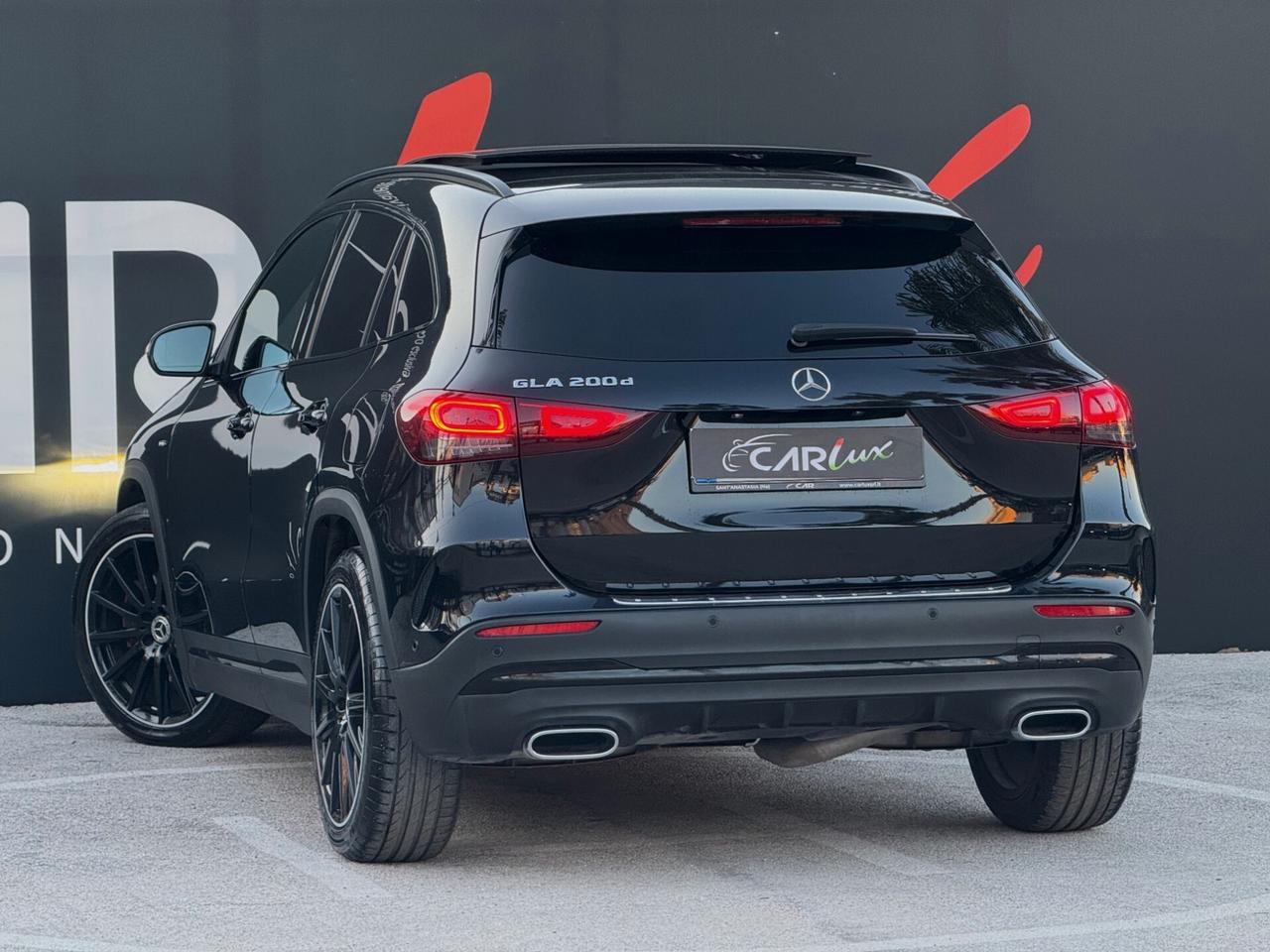 Mercedes-Benz GLA 200 d Premium AMG TETTO INT ROSSI