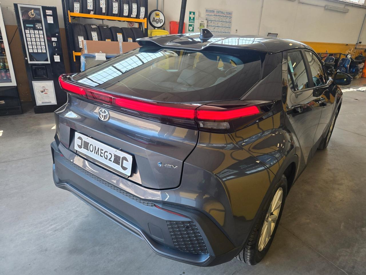 Toyota C-HR 1.8 HV Active SENZA VINCOLI