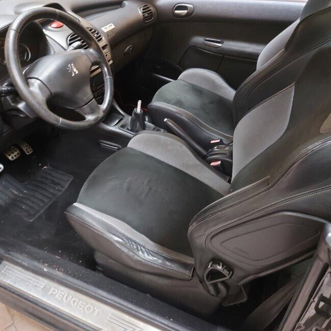 Peugeot 206 2.0 16V CC RC-LINE