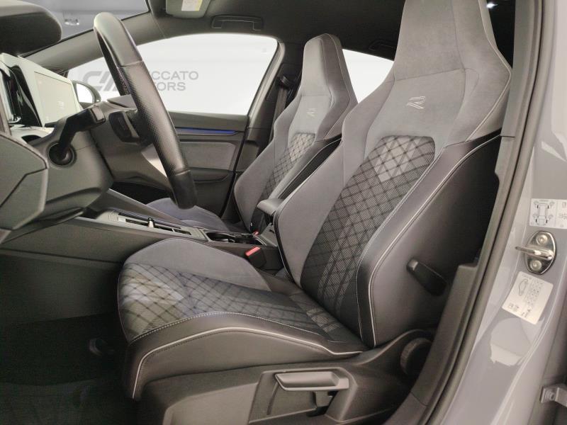 Volkswagen Golf 1.5 eTSI EVO ACT R-Line DSG