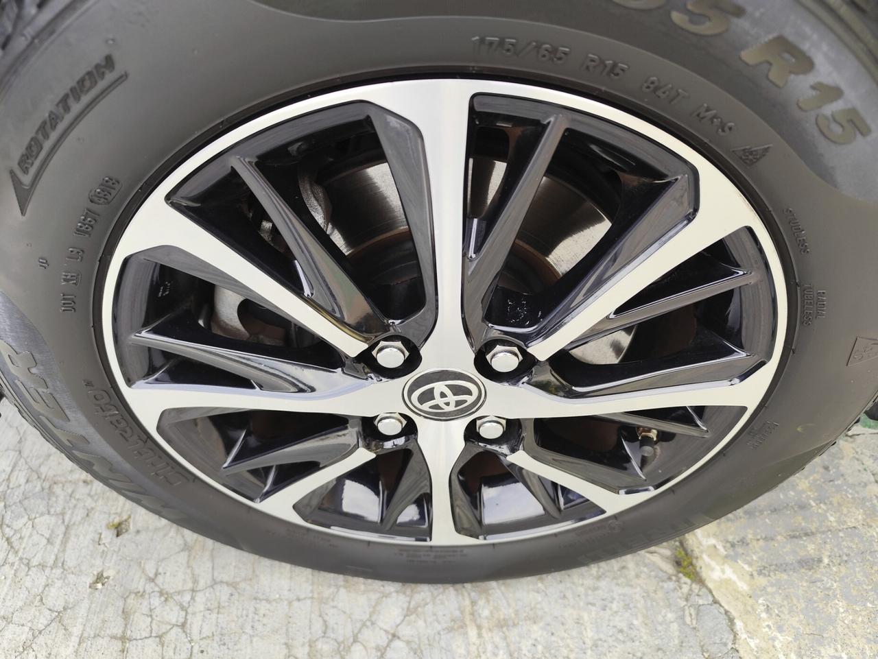 Toyota Yaris 1.5 Hybrid 5 porte Active