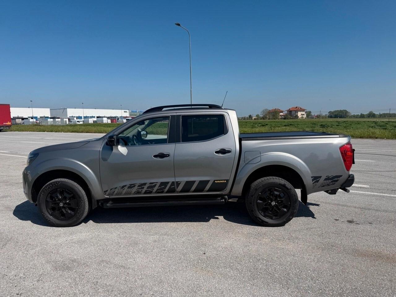 Nissan Navara 2.3 dCi 190 CV 4WD Double Cab N-Guard