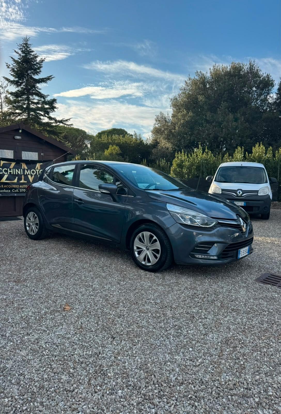 Renault Clio 1.2 75CV 5 porte Zen
