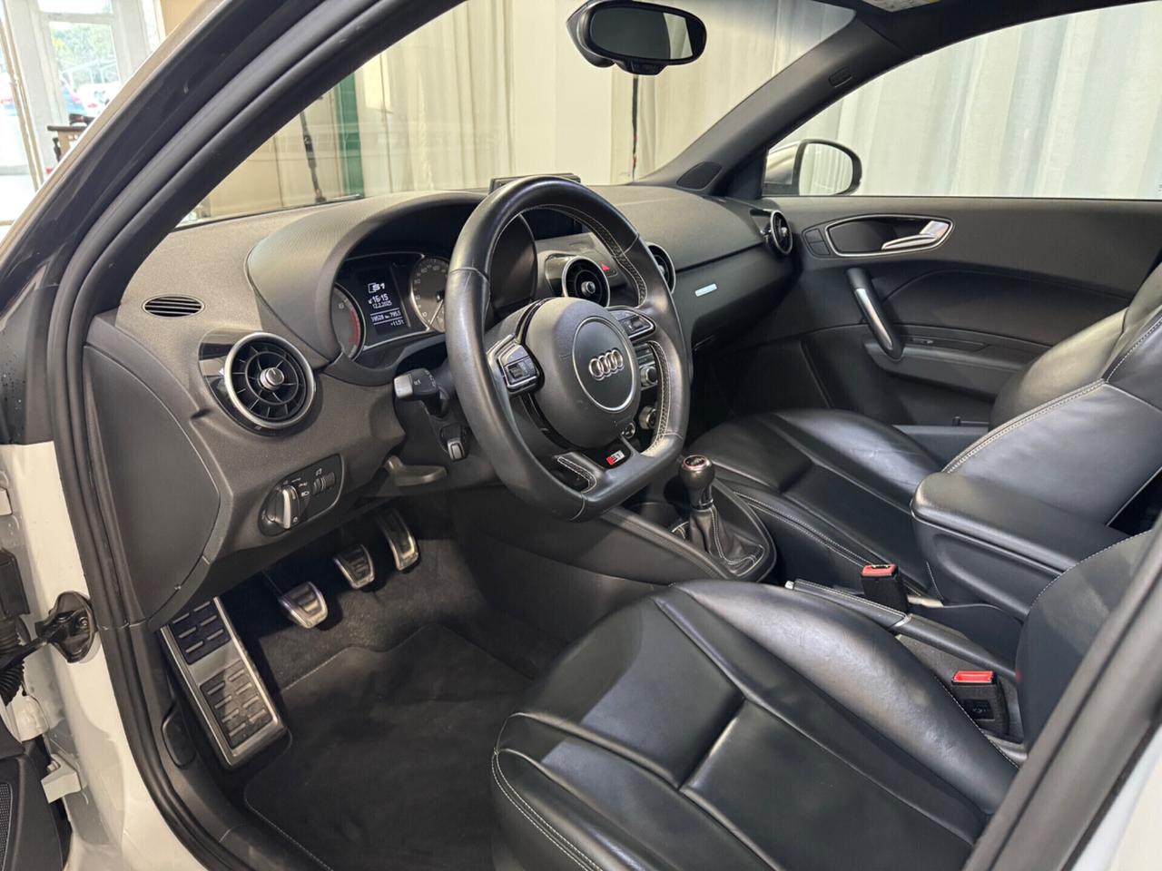 Audi A1 S1 SPB 2.0 TFSI quattro