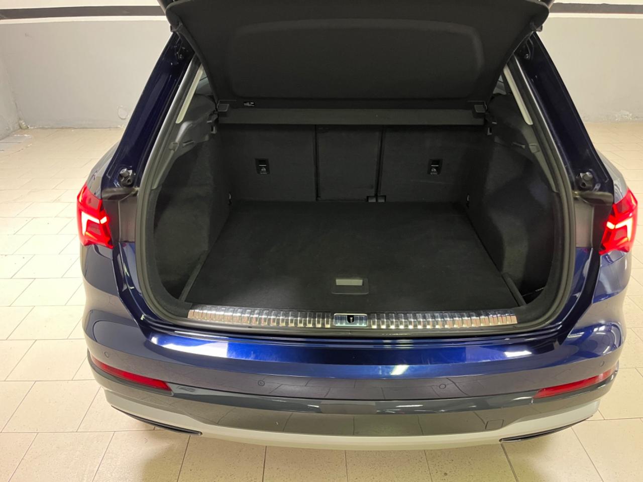 Audi Q3 35 TDI S tronic Advanced *Matrix