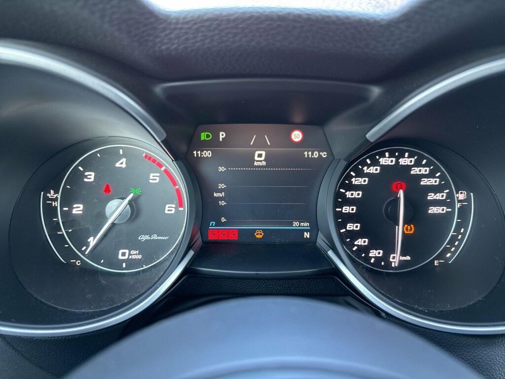 Alfa Romeo Stelvio 2.2 Turbo Veloce Q4 AT8