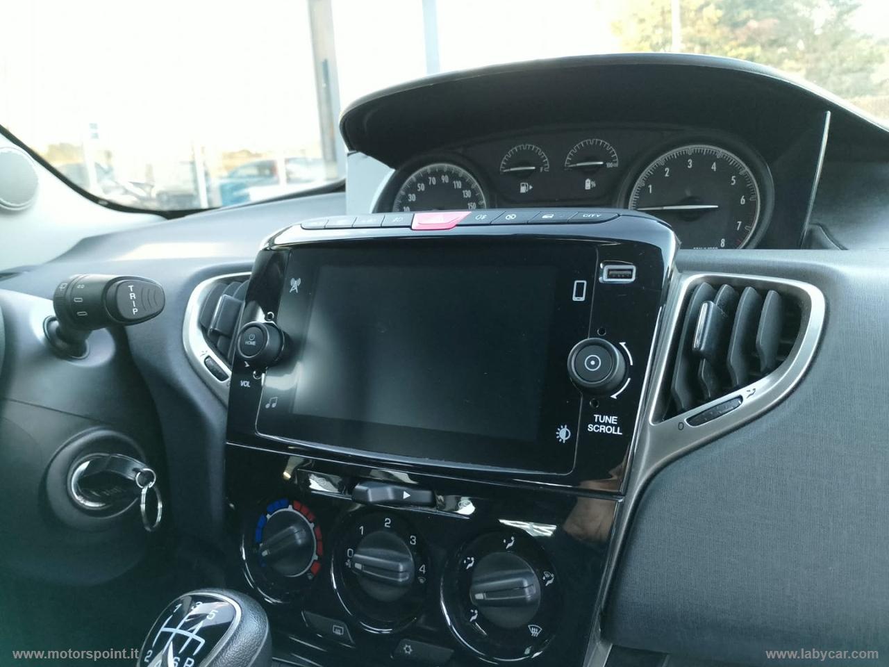 LANCIA Ypsilon 1.0 FireFly 5p.S&S Hyb. Eco Gold