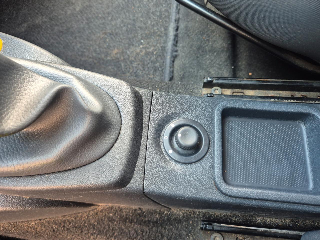 DACIA SANDERO 1.4 GPL ACCESSORIATA DI TUTTO 2010