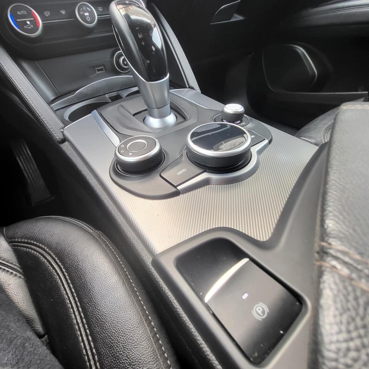 Alfa Romeo Stelvio 2.2 Turbodiesel 180 CV AT8 Q4 Executive