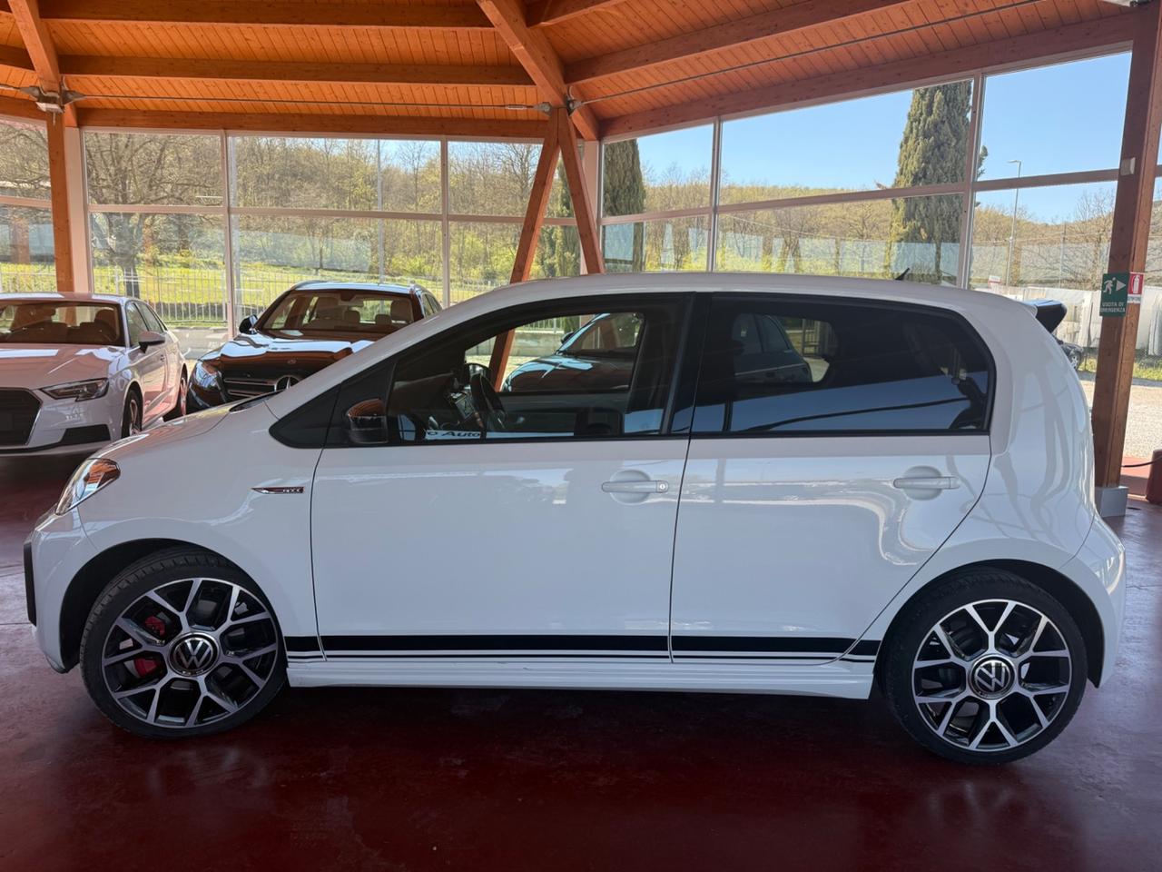 Volkswagen up! 1.0 GTI - PERFETTA