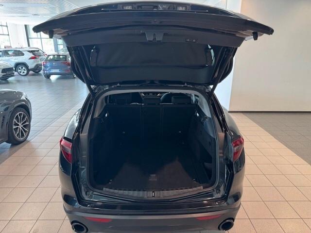 Alfa Romeo Stelvio 2.2 Turbodiesel 210 CV AT8 Q4 Super