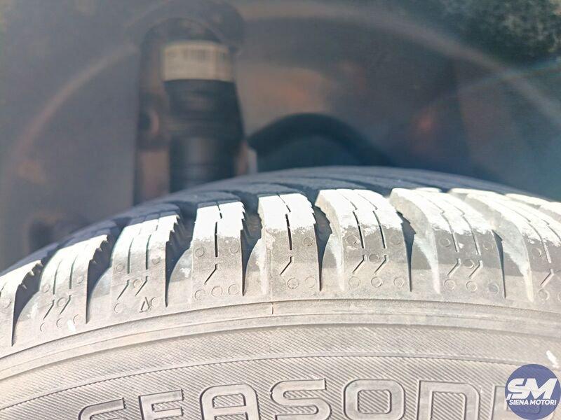 Peugeot 208 Allure Pack PureTech 75 S/S