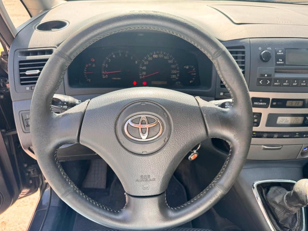 Toyota Corolla Verso 2.0 tdi D-4D