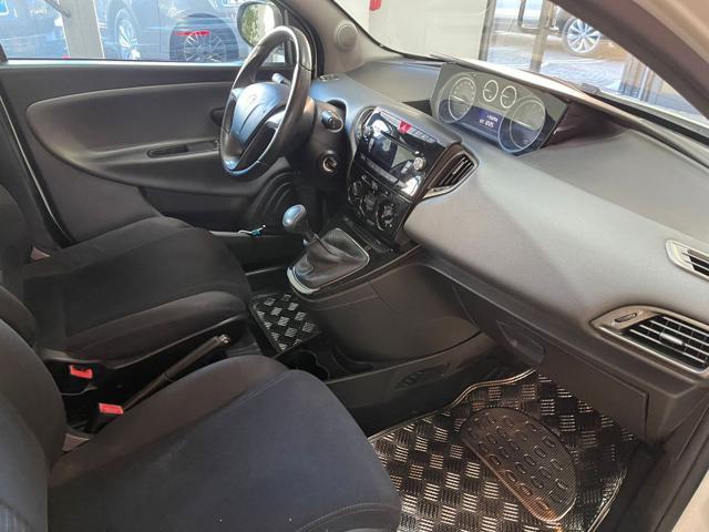 LANCIA Ypsilon 0.9 TwinAir 85 CV 5 porte S&S DFN Gold