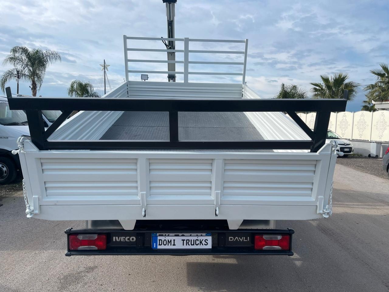 IVECO DAILY 35 C 12 RIBALTABILE CON GRU PESCI