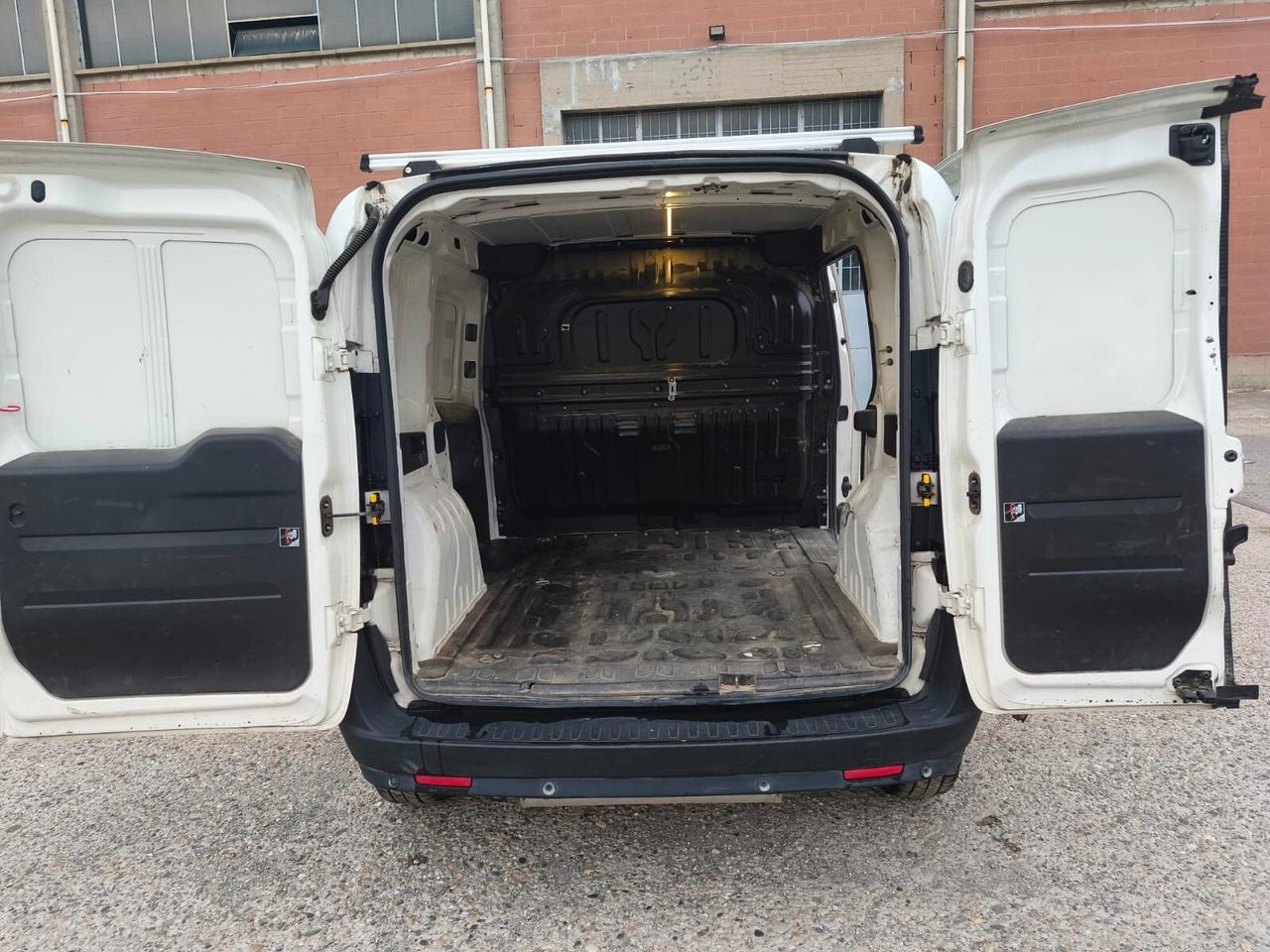 Fiat Doblo 2019---1.4 Benzina Metano