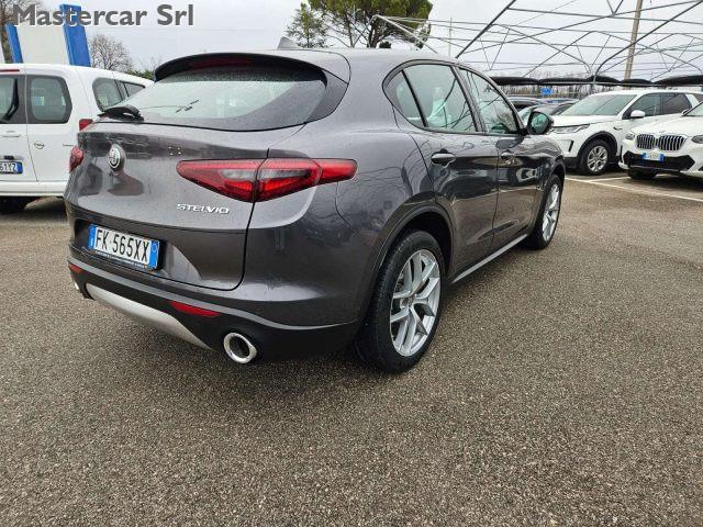 ALFA ROMEO Stelvio 2.2 t 210cv AT8 Q4 Executive - 20" - FK565XX