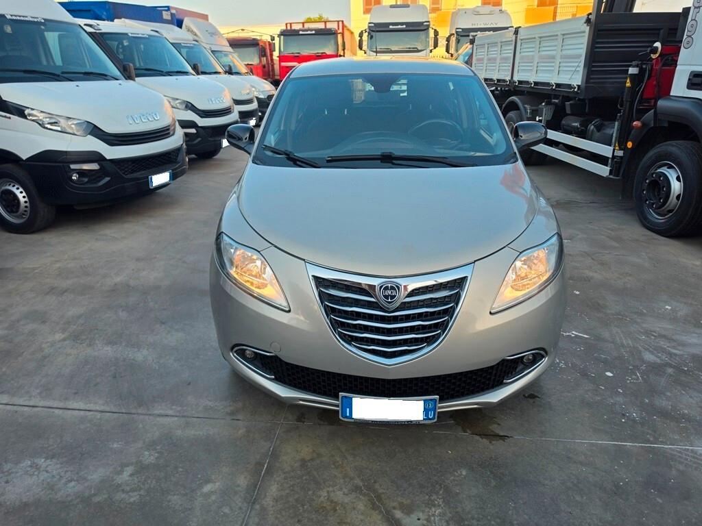 LANCIA YPSILON TWIN AIR METANO 5 PORTE-2013