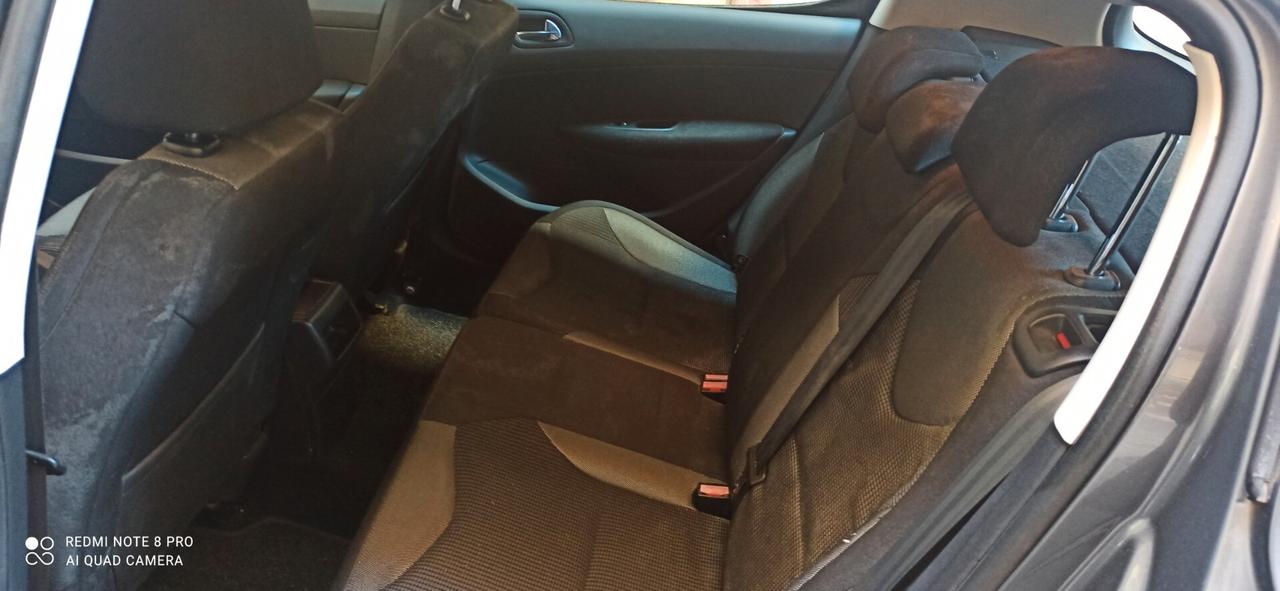 Peugeot 308 1.6 8V HDi 112CV cambio automatico 5p. Tecno