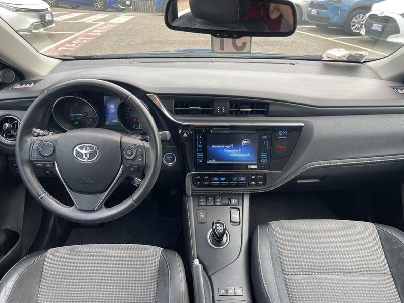 Toyota Auris 1.8 Hybrid Lounge