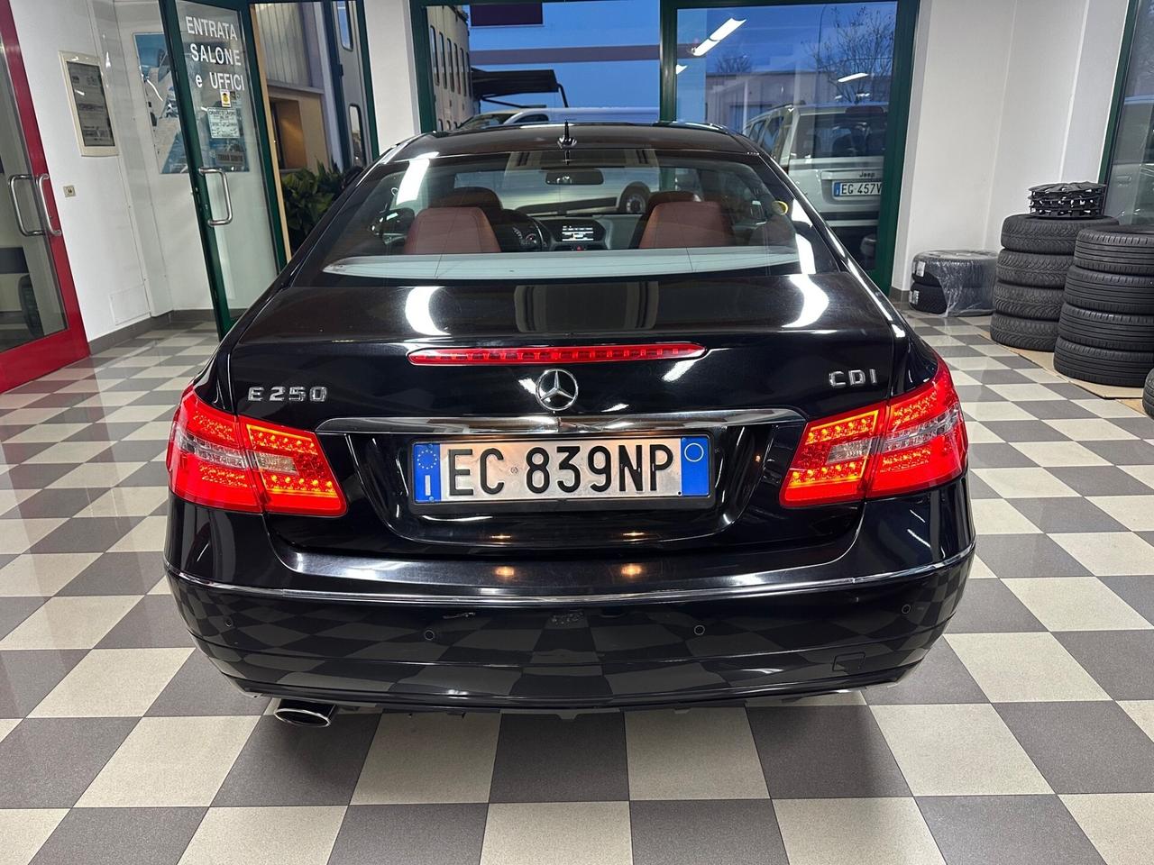 Mercedes-benz E 250 CDI BlueEFFICIENCY Avantgarde