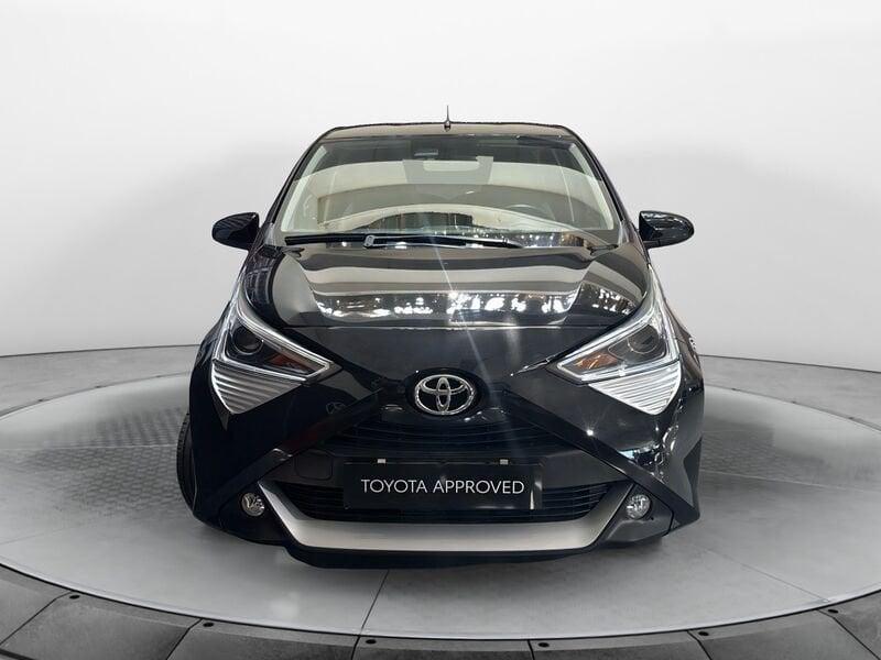 Toyota Aygo Aygo Connect 1.0 VVT-i 72 CV 5 porte x-play