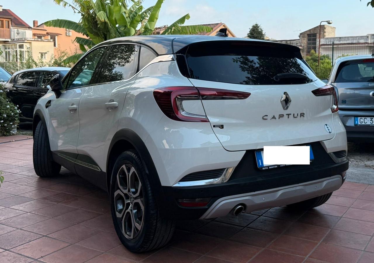 Renault Captur Blue dCi 115 CV EDC Intens