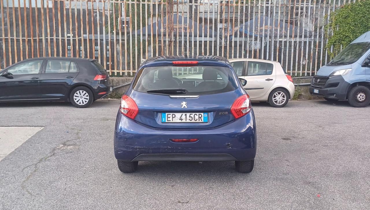 Peugeot 208 1.4 HDi 68 CV 5 porte Allure