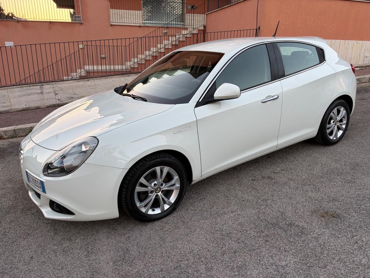 Alfa Romeo Giulietta 1.6 JTDm-2 105 CV Distinctive unico proprietario