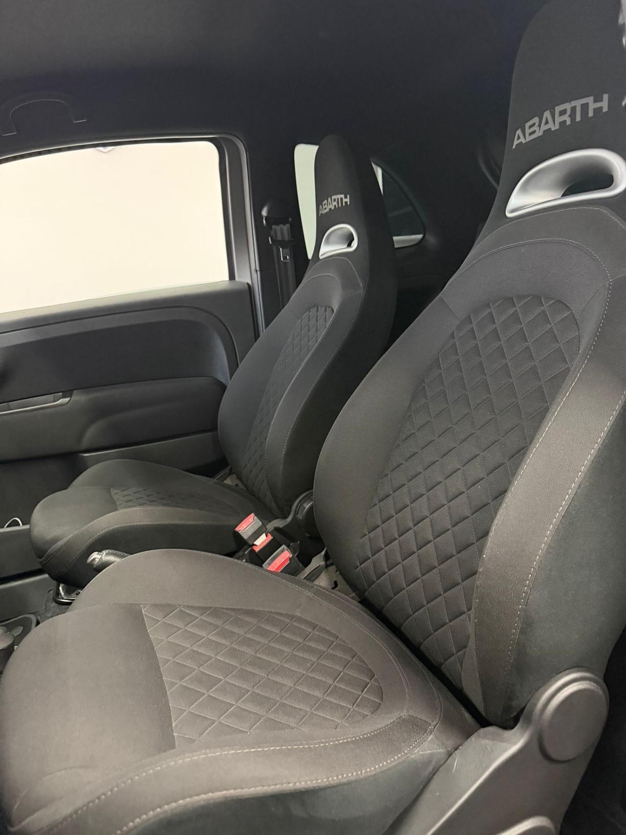 Abarth 595 1.4 Turbo T-Jet 160 CV Pista