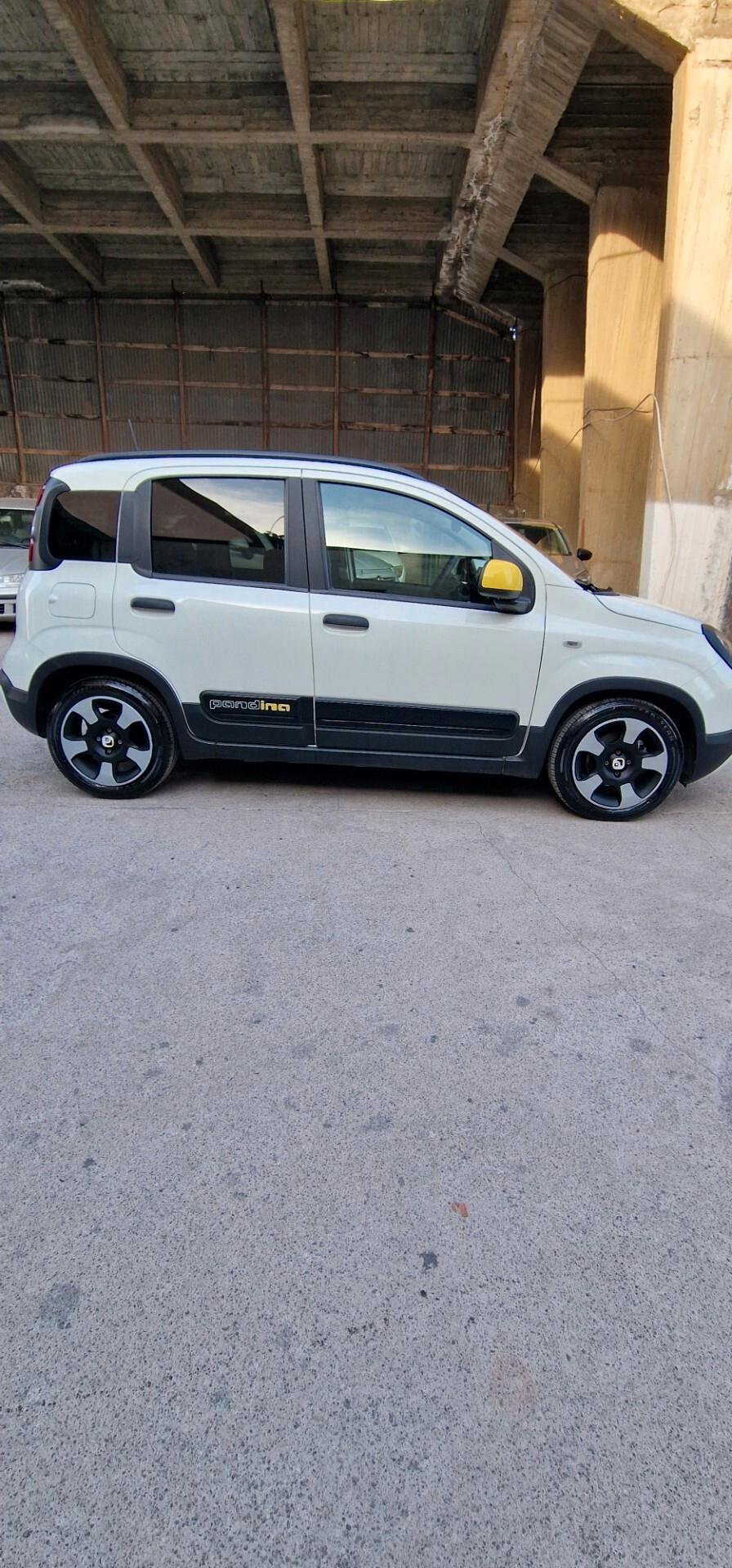 Fiat Panda 1.0 FireFly S&S Hybrid Pandina