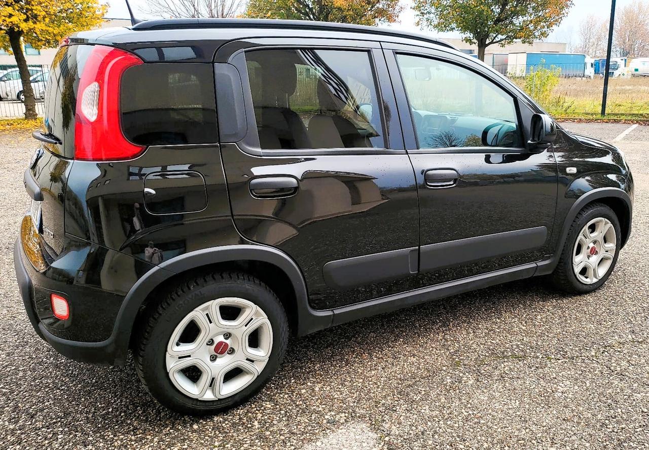 FIAT PANDA HYBRID- CITY LIFE- START&STOP- 70CV – COME NUOVA