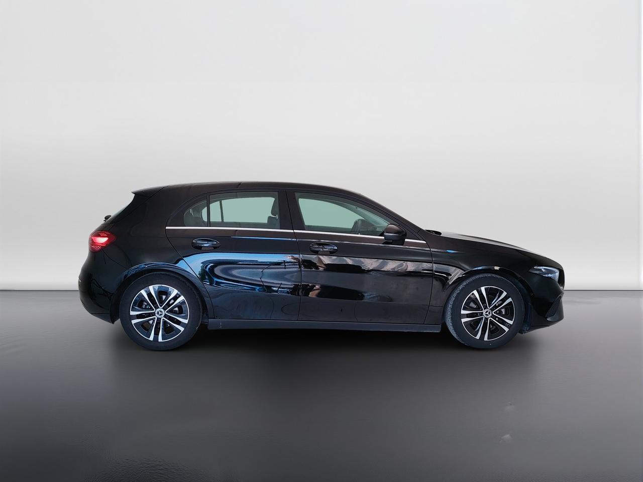 Mercedes-Benz Classe A - W177 2023 - A 180 d Advanced auto