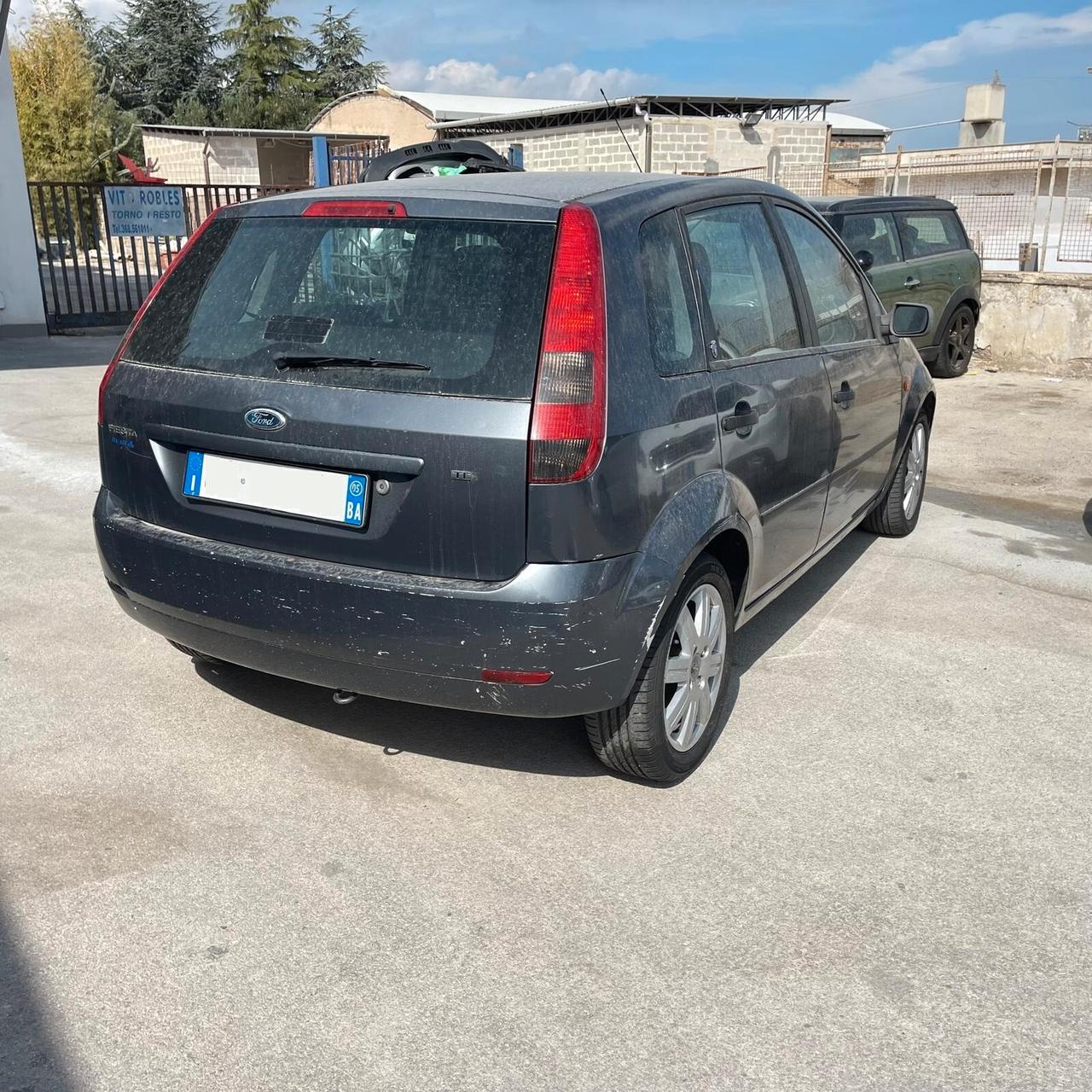 Ford Fiesta 1.4 TDCi 69cv Ghia