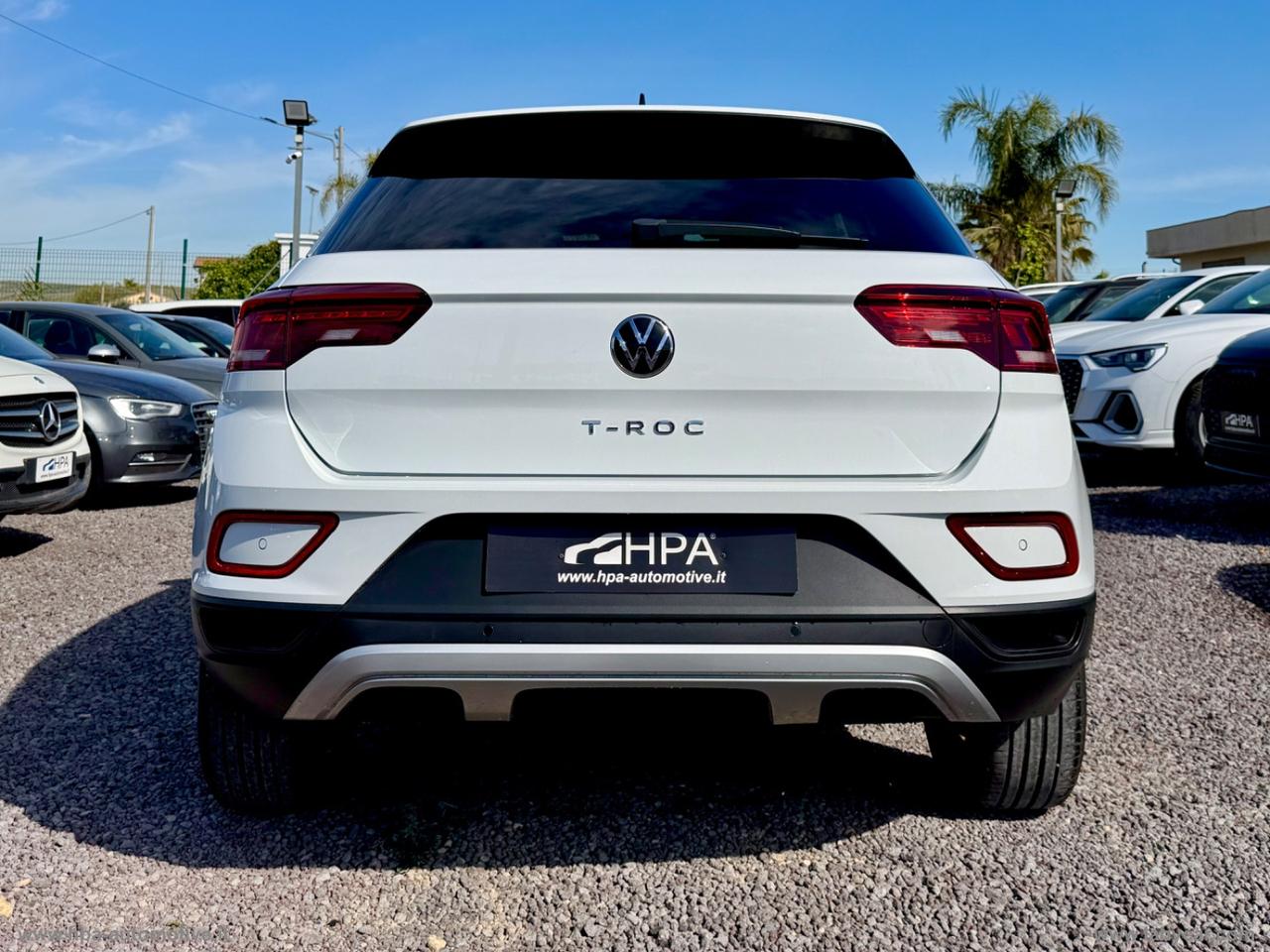 VOLKSWAGEN T-Roc 2.0TDI LED CARPLAY PARK ASSIST ACC