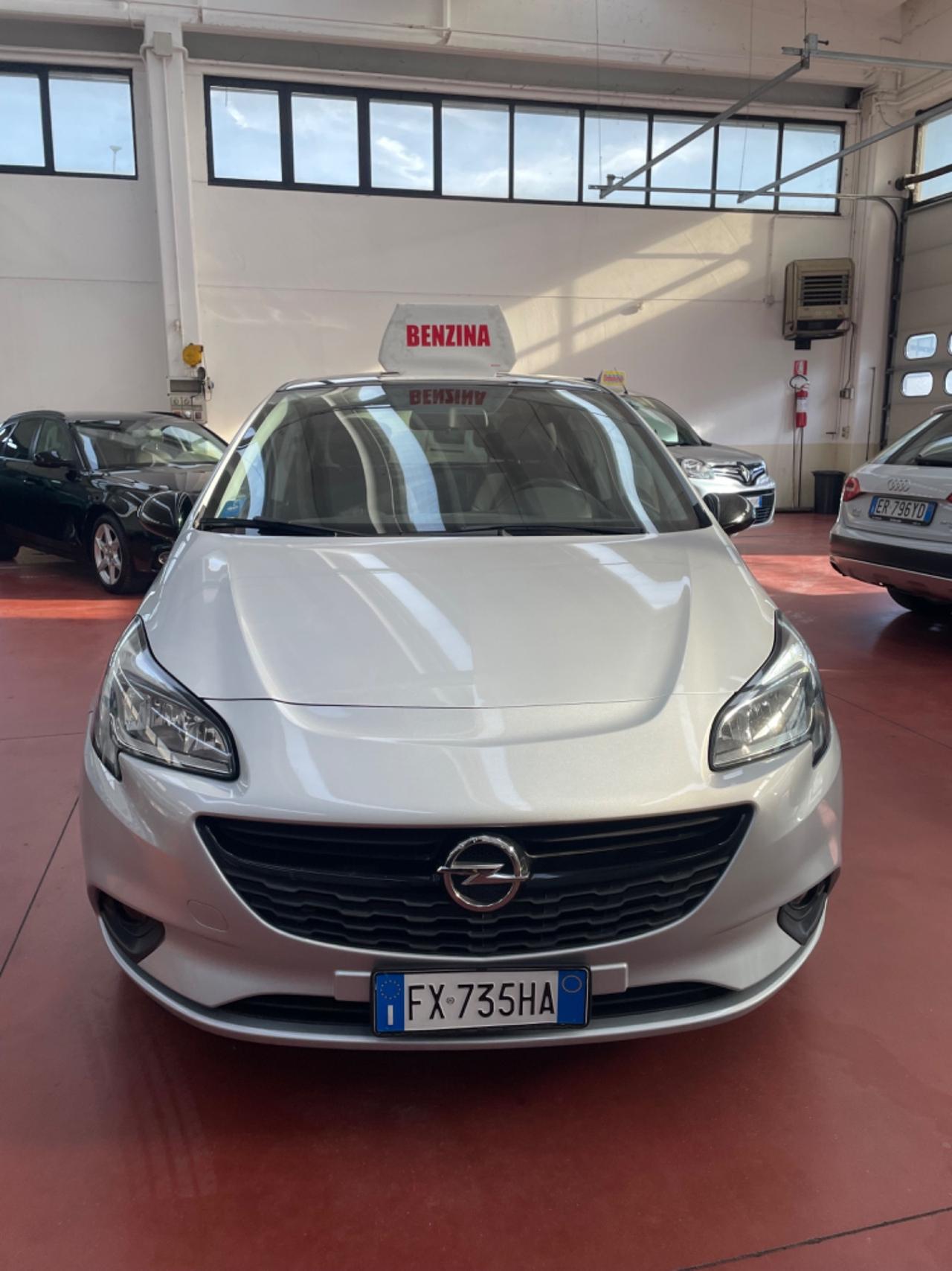 Opel Corsa 1.2 5 porte