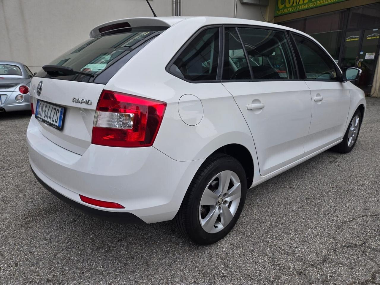 Skoda Rapid 1.6 TDI 115 CV Gancio Traino