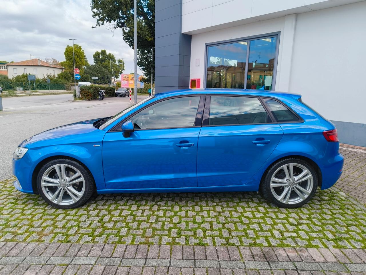 Audi A3 SPB 1.6 TDI 116 CV Sport S-LINE