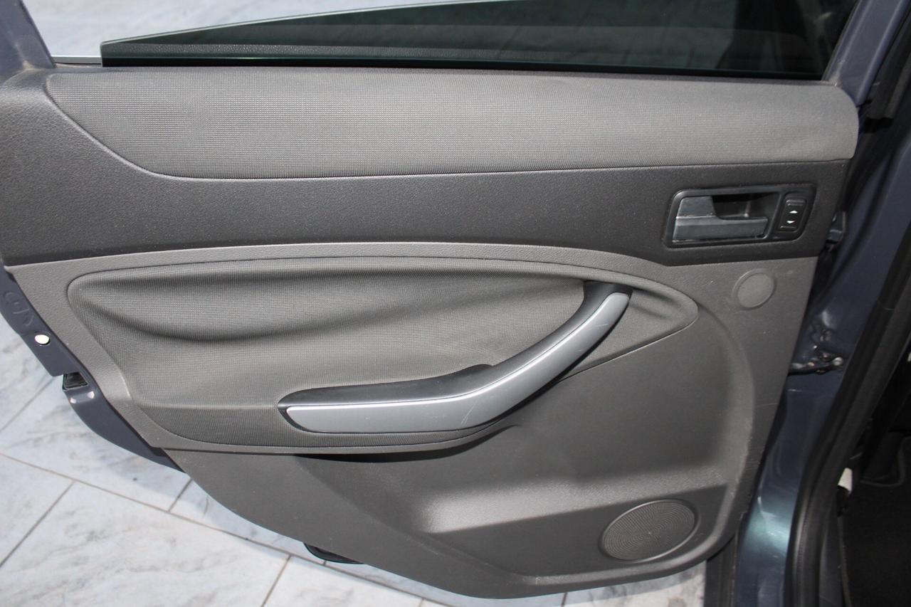 Ford Kuga 2.0 TDCi 140 CV 2WD Titanium DPF