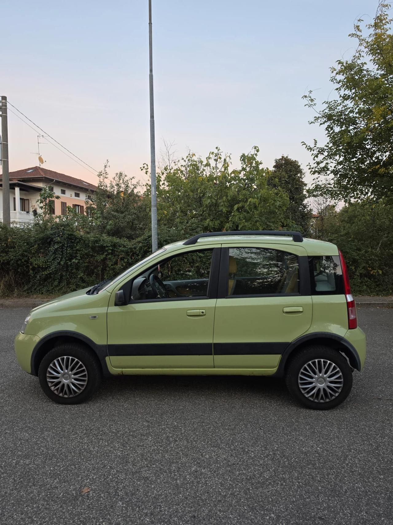 Fiat Panda 4x4 Climbing