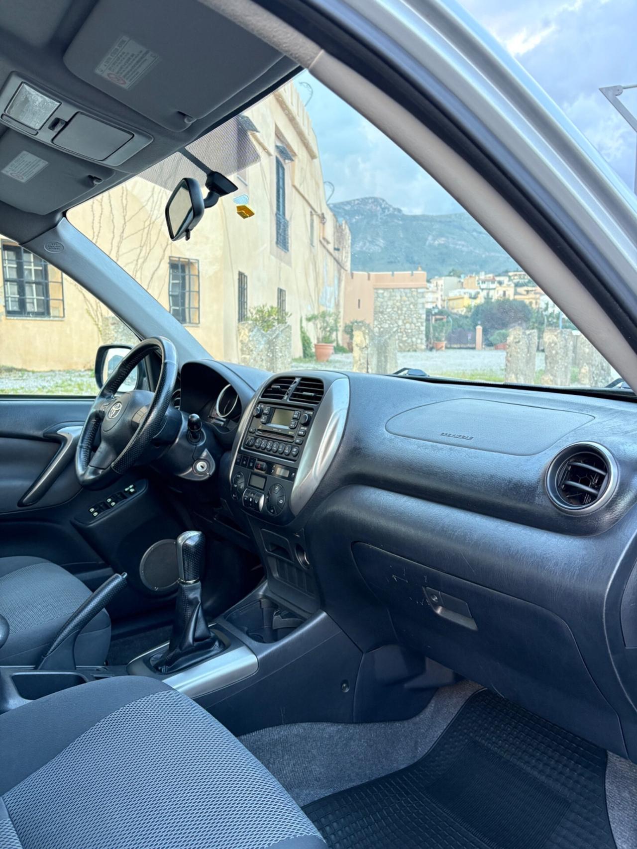 Toyota RAV 4 TRAZIONE INTEGRALE INTROVABILE