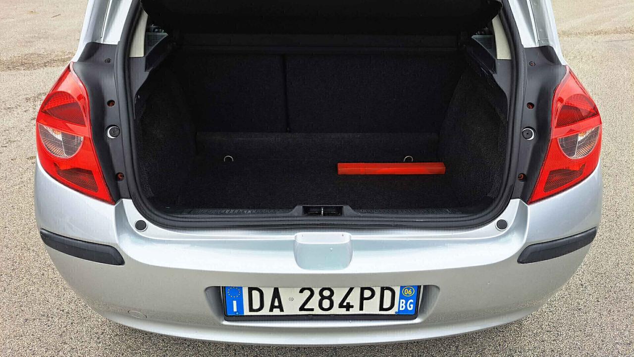 Renault Clio 1.5 DCi 70CV 5 Porte