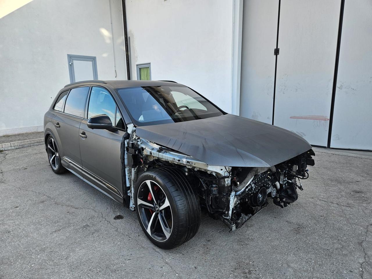 Audi SQ7 4.0 tdi Sport quattro tiptronic 7 pti INCIDENTATA