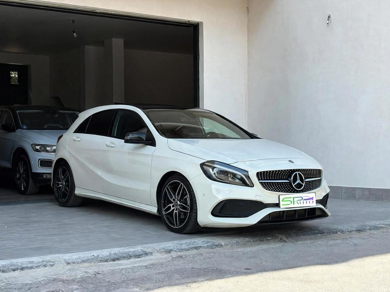 Mercedes-benz A 200 d Automatic Premium AMG TETTO PANORAMICO APRIBILE.