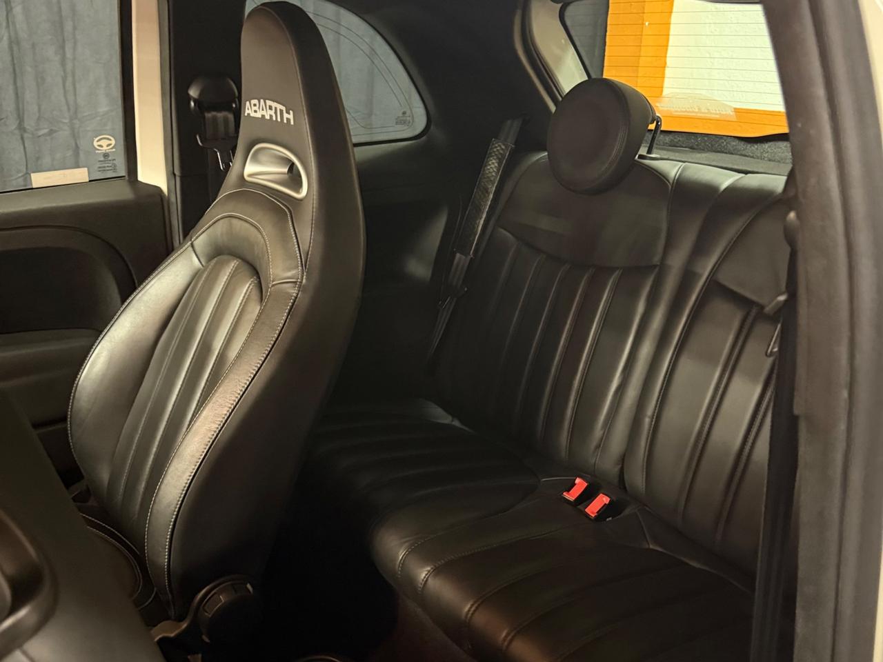 Abarth 595 con 165 CV Turismo 45.000 km