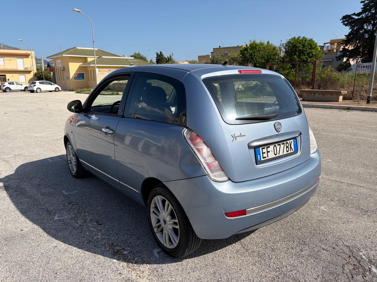 Lancia Ypsilon 1.2 69 CV Argento