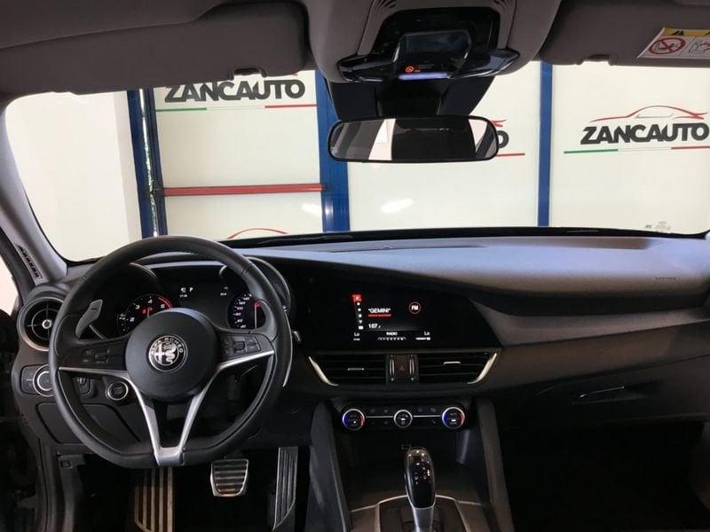 Alfa Romeo Giulia 2.2 Turbodiesel 210 CV AT8 AWD Q4 Veloce