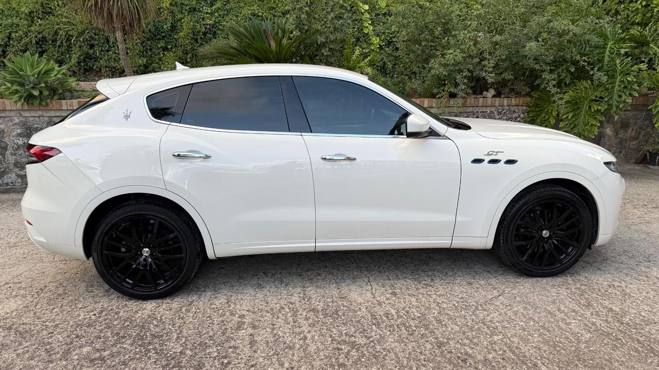 Maserati Levante MHEV 330 CV AWD GT